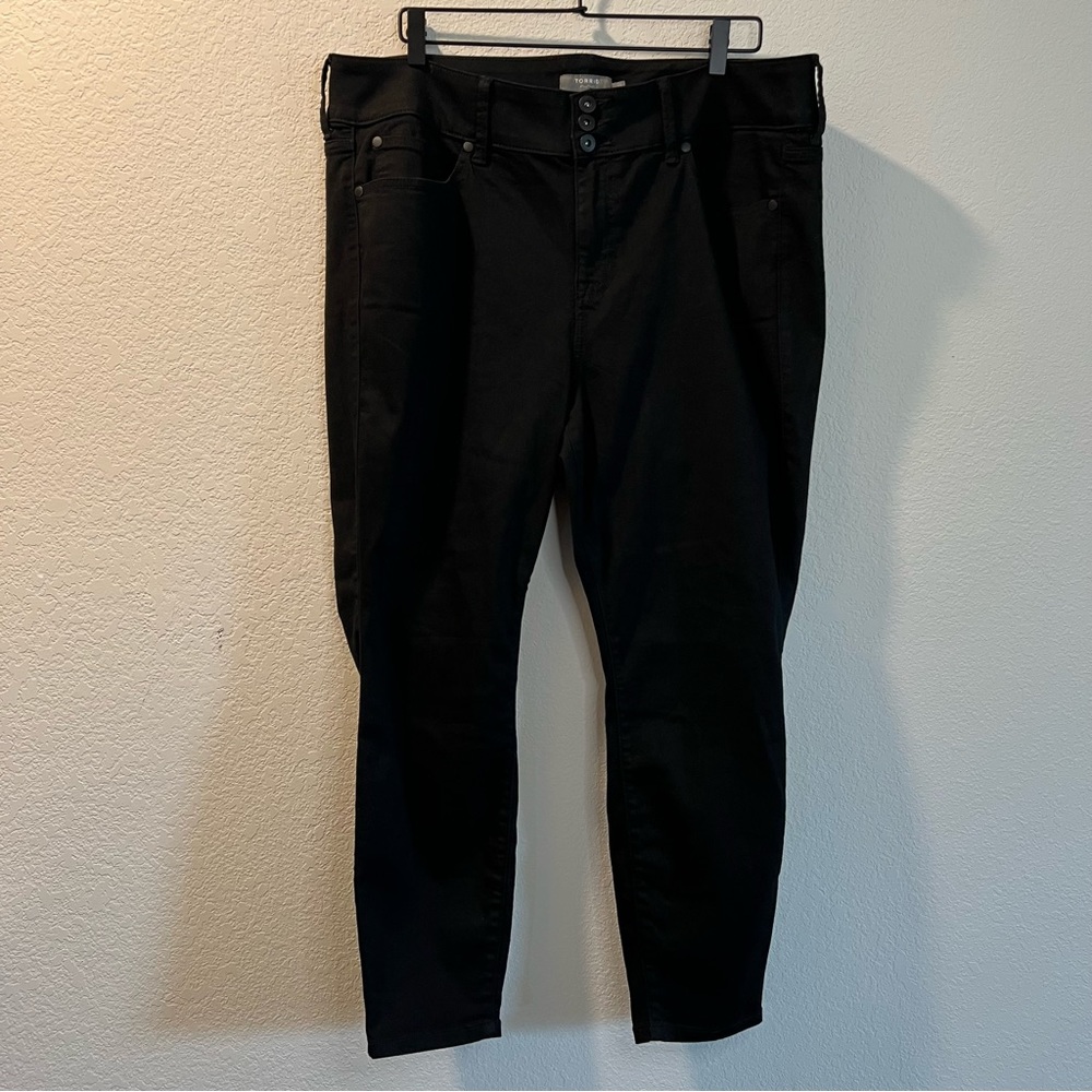 Women’s Torrid black skinny jeggings size 20 short 20S